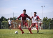 爱游戏在线-教练组研究对手战术调整覆盖全员