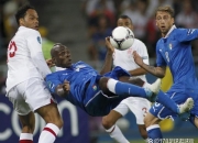 爱游戏体育-丹麦队在欧预赛比赛中击败对手，晋级次轮