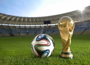 爱游戏下载-跨界统治力，当公牛的铁蹄踏碎快船，利拉德的引擎在F1赛道轰鸣