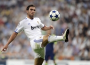 爱游戏官方-赛道与绿茵场，速度与意志的双重奏