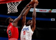 爱游戏网页版-福建队轻取快船，锡安惊艳四座