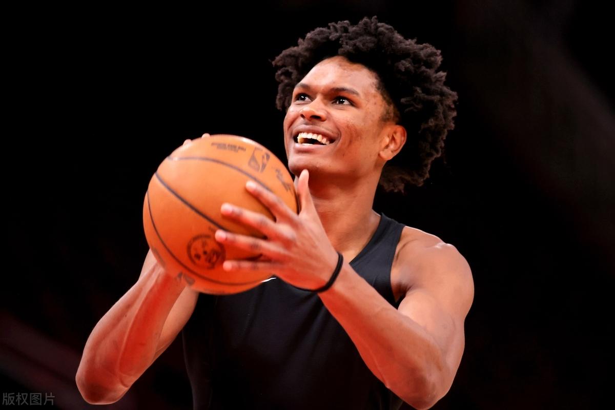 青岛队横扫山西队,范弗利特状态火热 青岛队横扫山西队,范弗利特状态火热