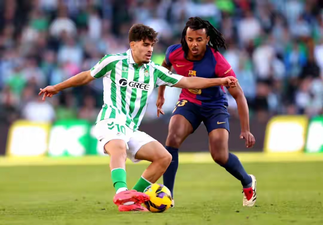 巴萨翻盘切尔西，门迪统治全场