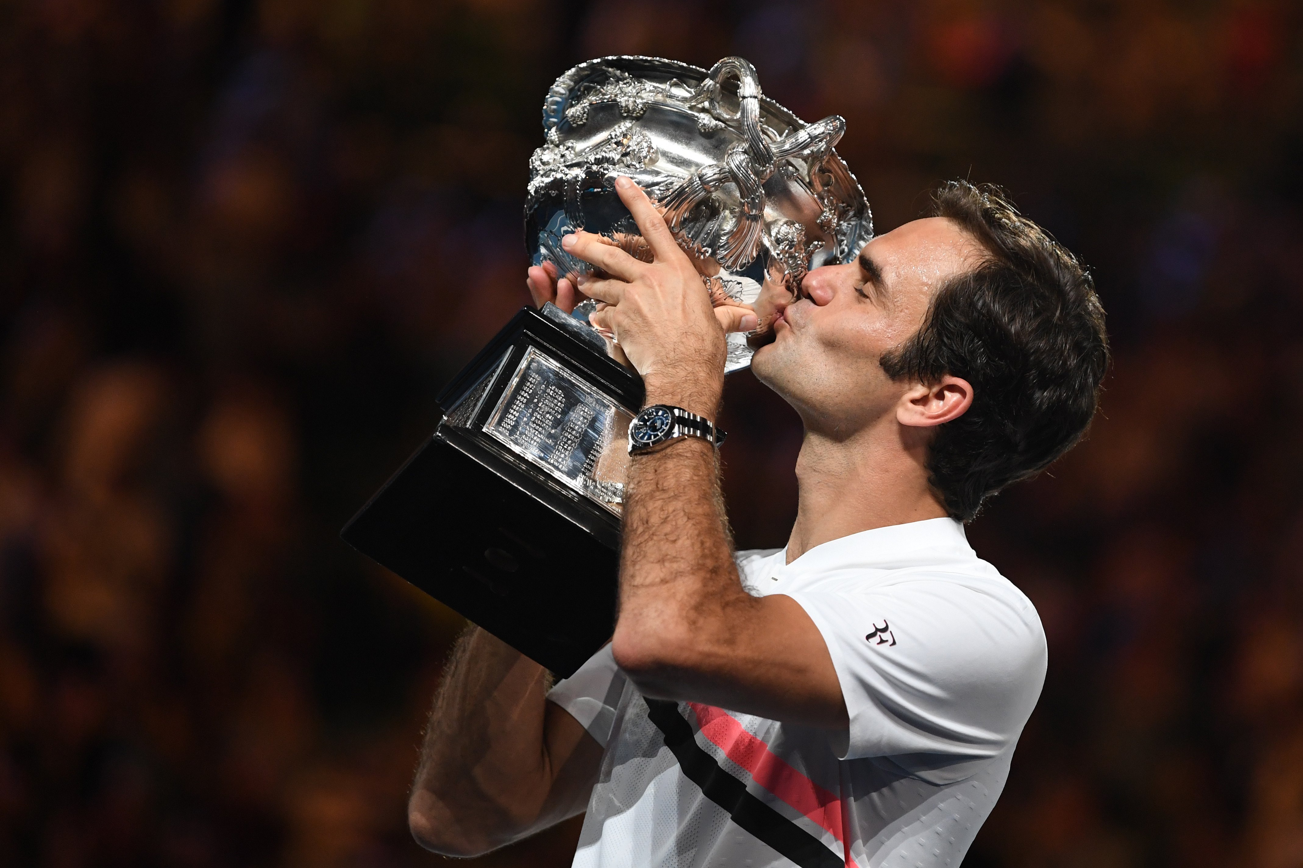 美国网球队血洗世界网球队，费德勒关键制胜