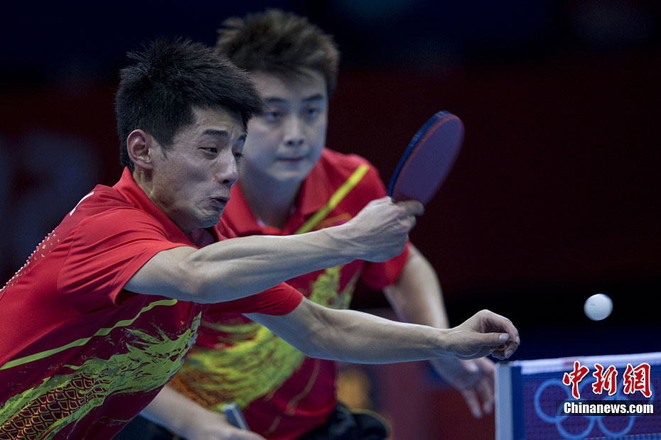 英格兰队力克德国队，张继科扛起全队