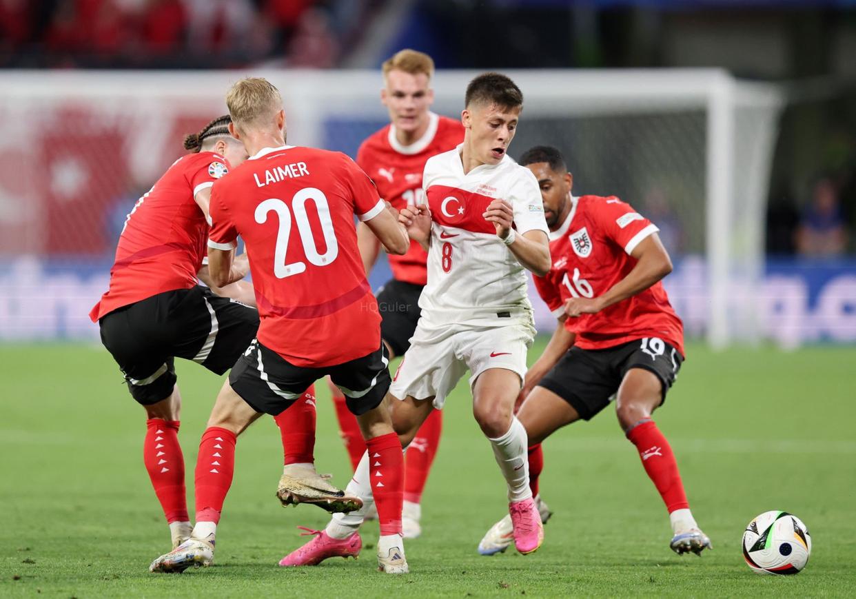 比利时队力克瑞士,晋级欧洲预选赛半决赛 比利时队力克瑞士,晋级欧洲预选赛半决赛