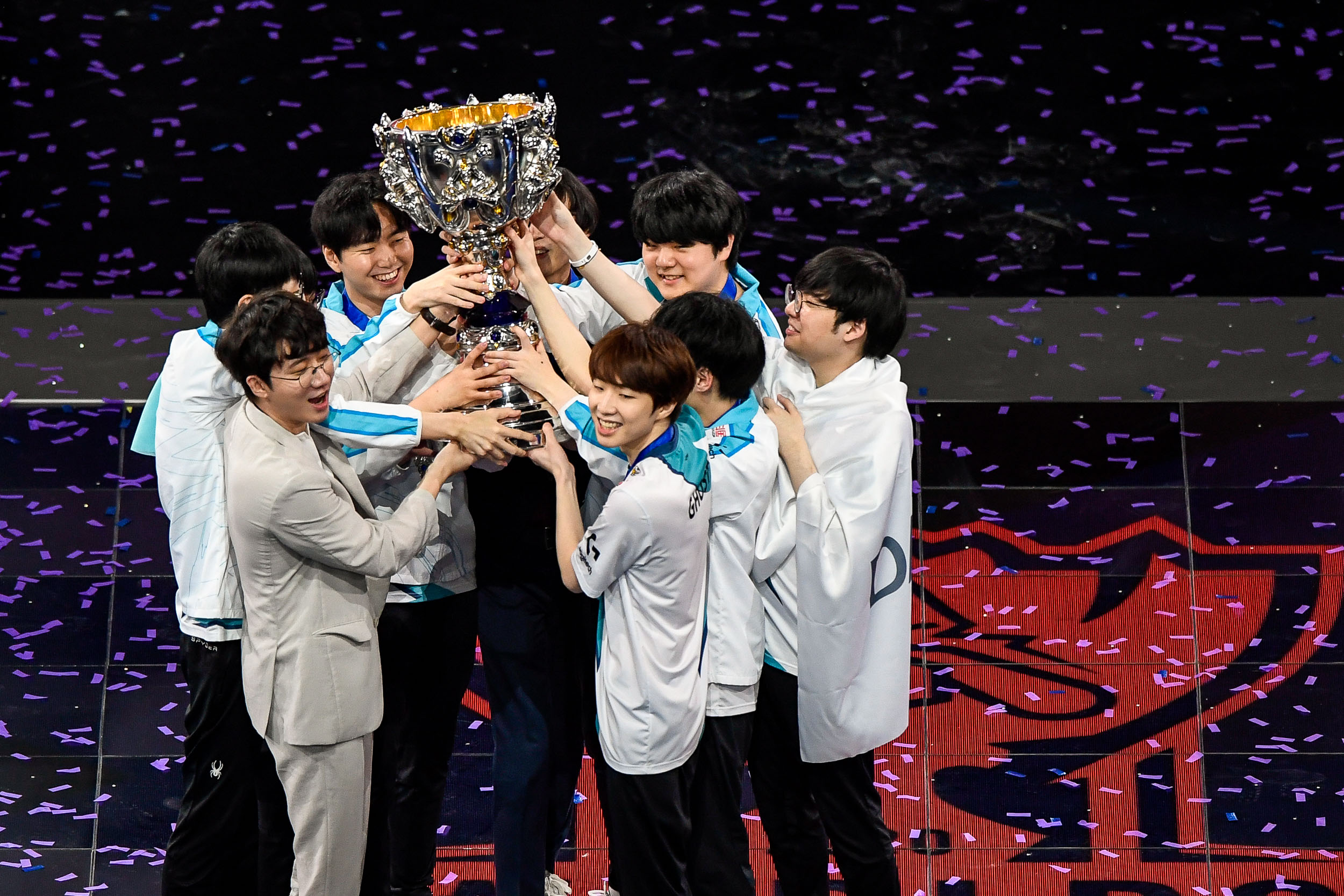 巅峰对决,体育英雄梦想起航 巅峰对决,体育英雄梦想起航