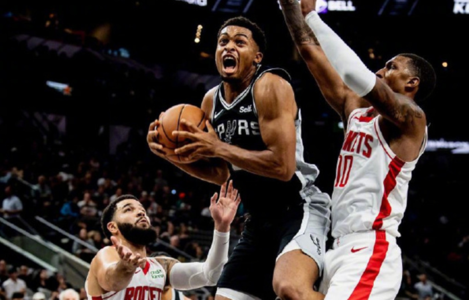 角逐激烈场面迭出，看点十足