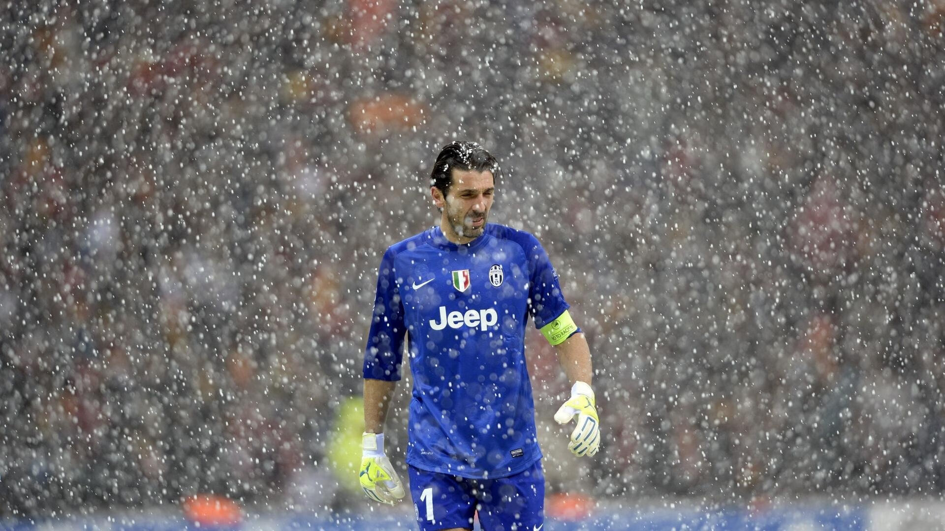 冰火双骄，从CBA险胜到意甲接管，体育世界的平行传奇