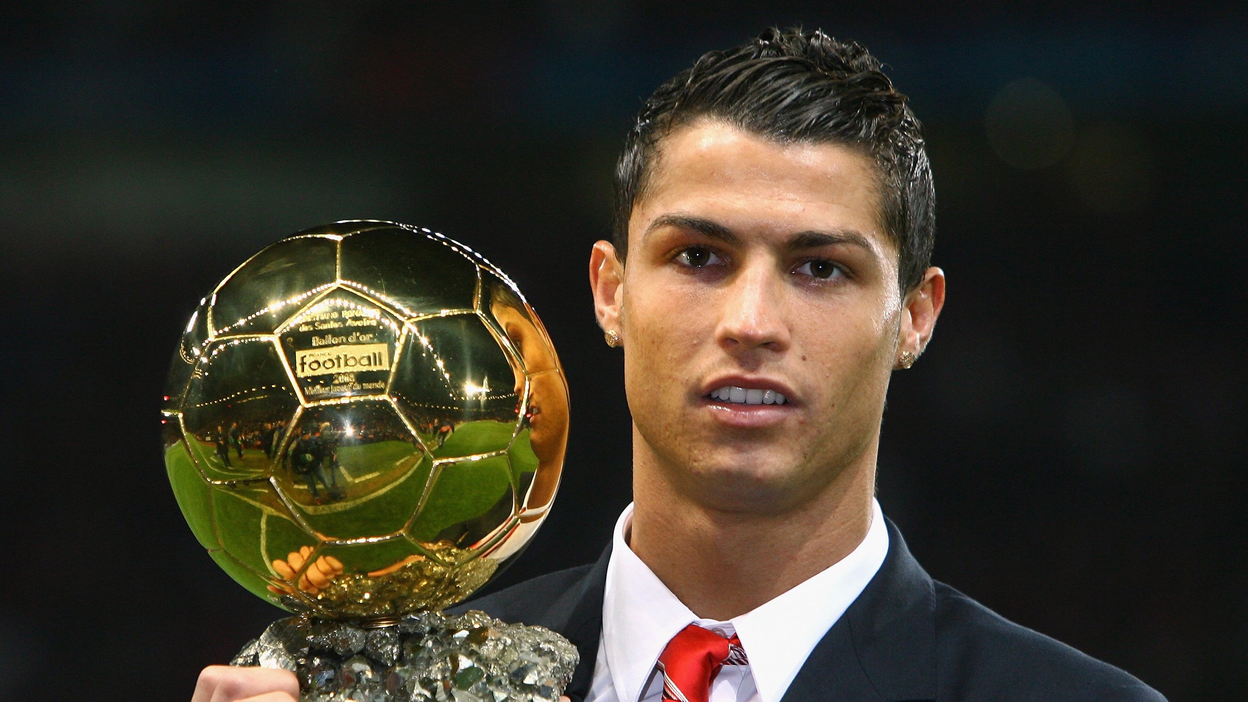 墨尔本风云，皮亚斯特里统治全场，梅赛德斯绝杀法拉利的战术博弈